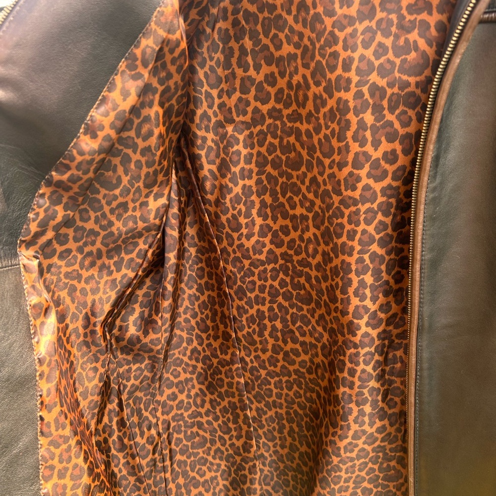 Soft Genuine Leather Jacket with Leopard-print Lining - Picture 10 of 16